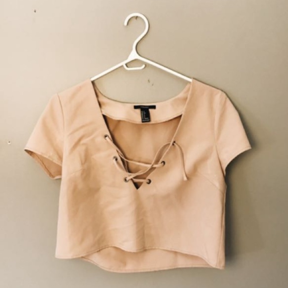 ☆ Forever 21 Crop Top ☆
